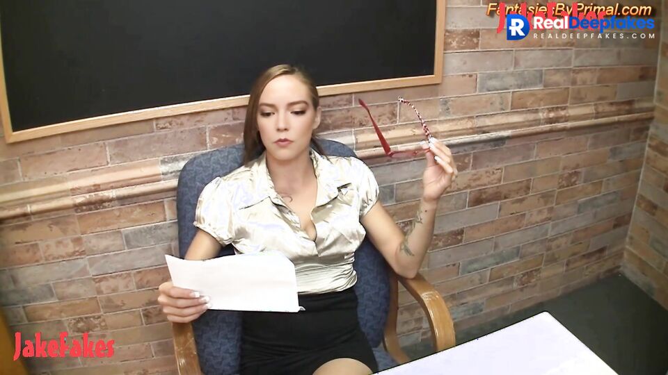 Beauty Anya Taylor-Joy sucking cock her new boss, fakeapp